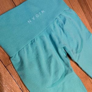 BRAND NEW: NVGTN Seamless Leggings